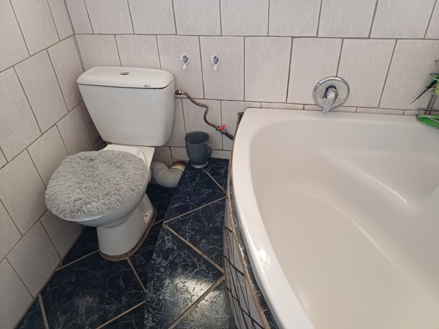 3 Bedroom Property for Sale in Bloemfontein Free State
